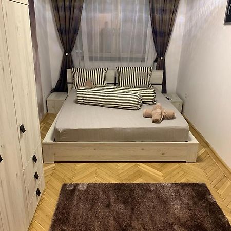 Holiday Apartment Сибиу Екстериор снимка